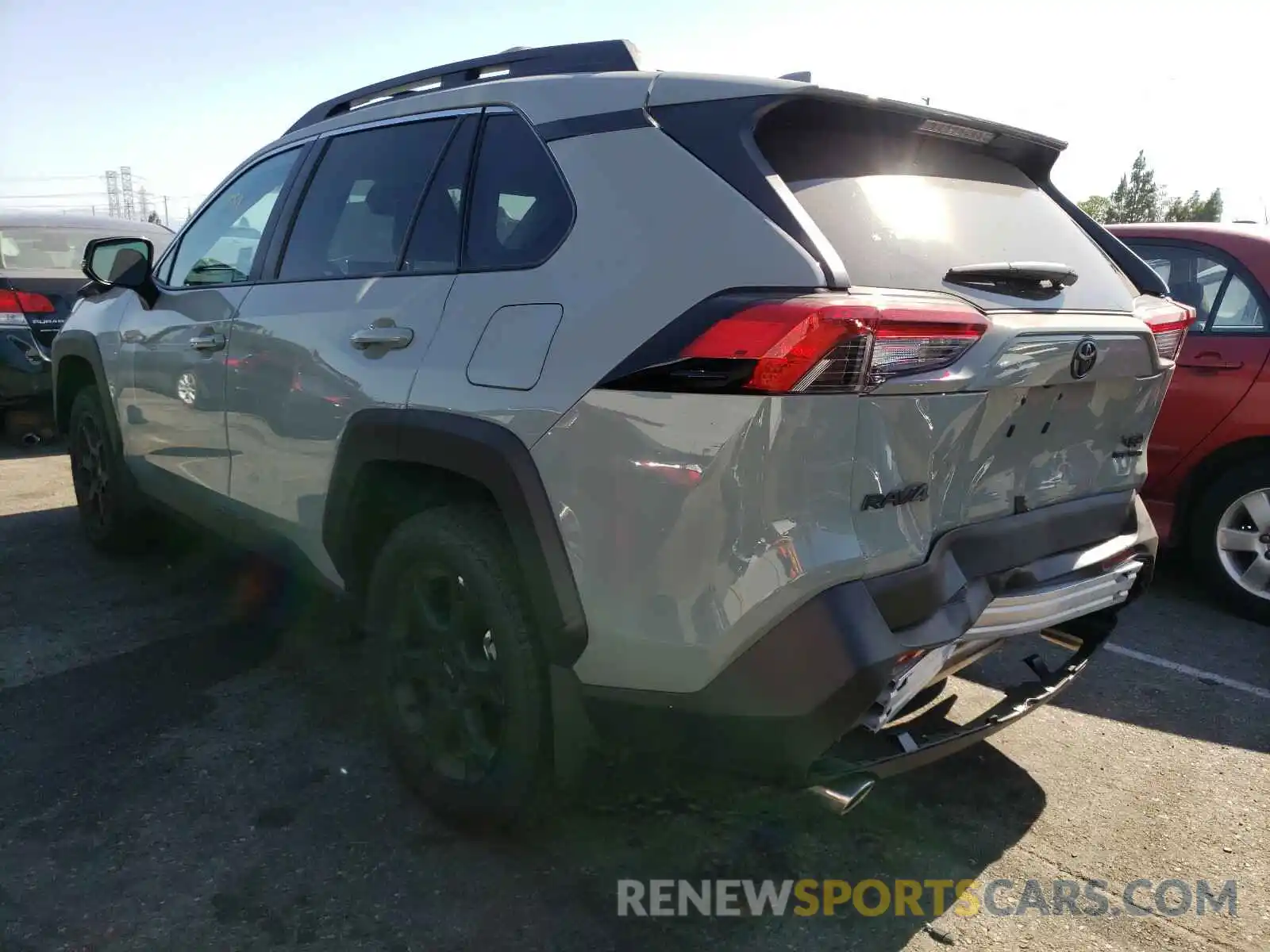 3 Photograph of a damaged car 2T3J1RFV6LC113025 TOYOTA RAV4 2020