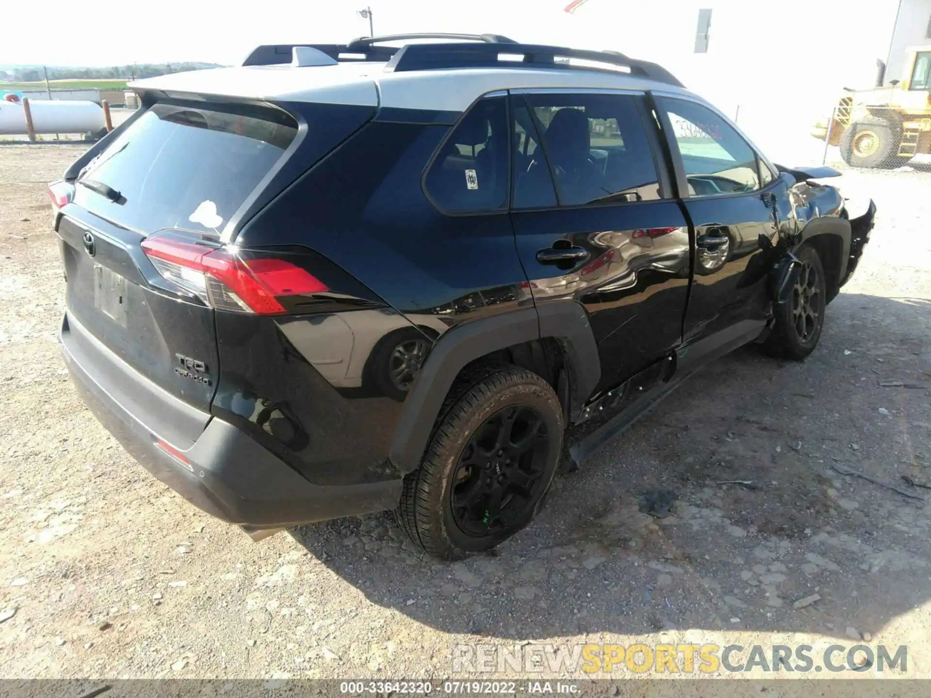 4 Фотография поврежденного автомобиля 2T3J1RFV7LC061582 TOYOTA RAV4 2020