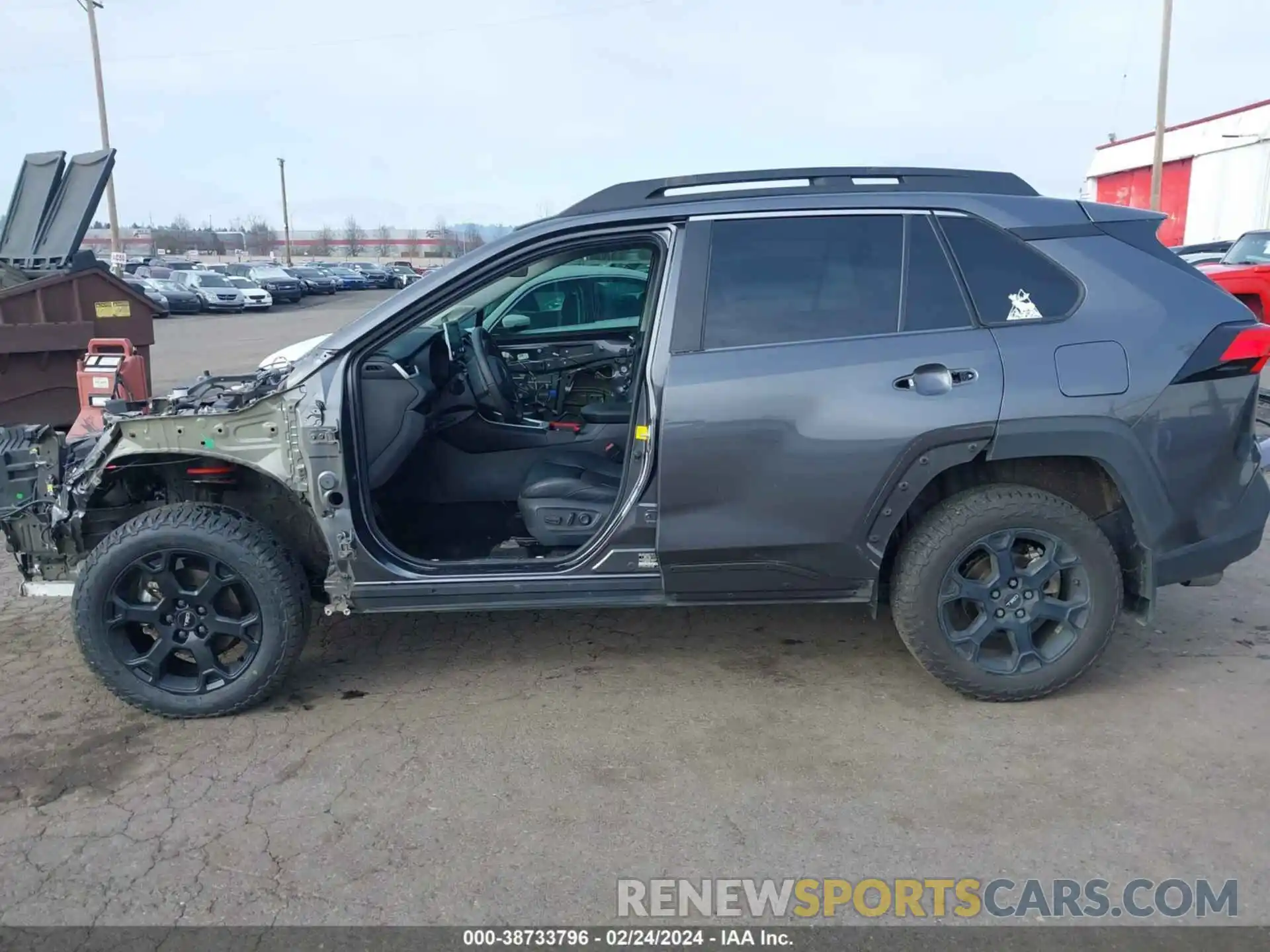 15 Photograph of a damaged car 2T3J1RFV8LC076320 TOYOTA RAV4 2020