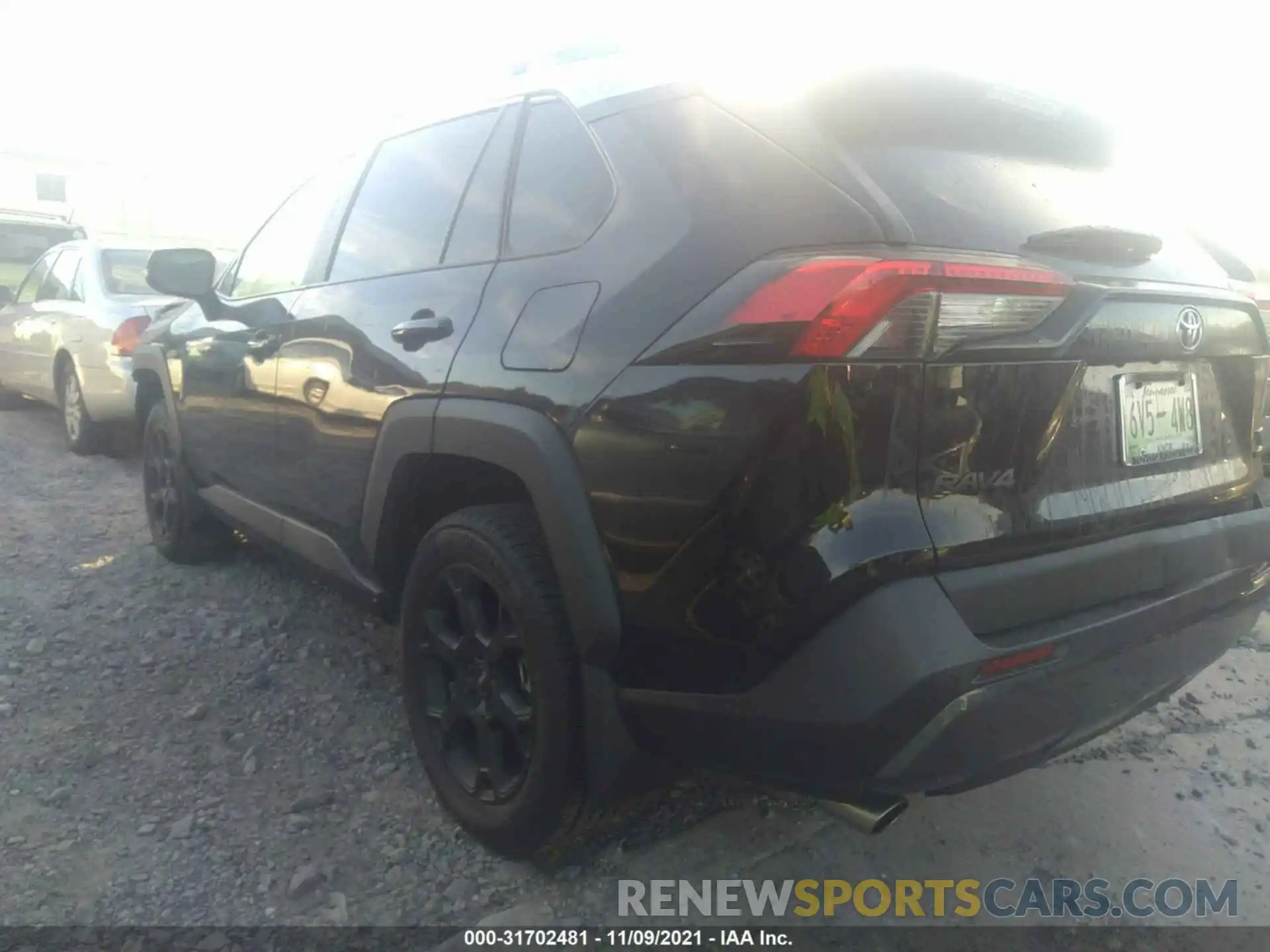 3 Photograph of a damaged car 2T3J1RFV8LC084062 TOYOTA RAV4 2020