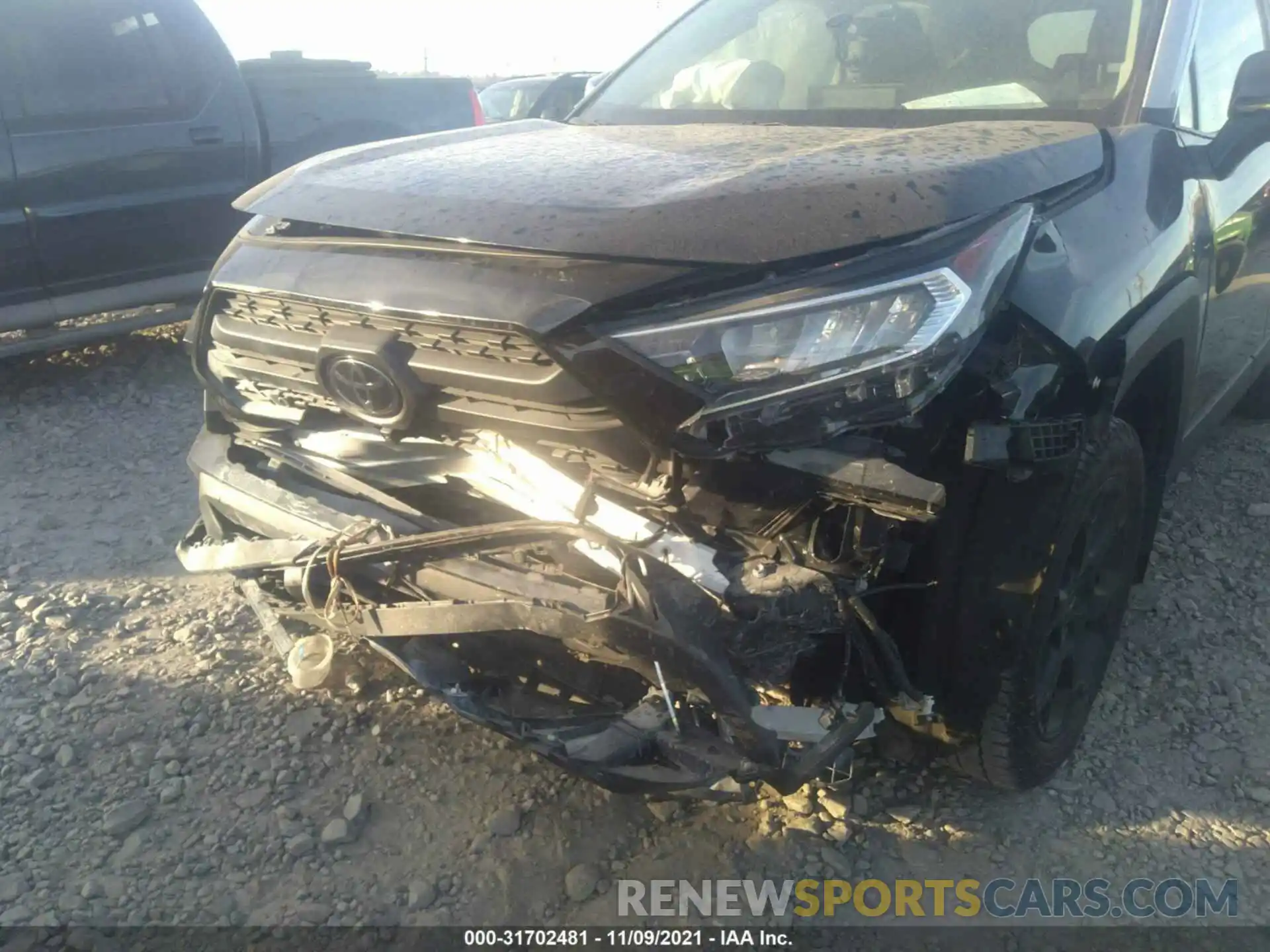 6 Photograph of a damaged car 2T3J1RFV8LC084062 TOYOTA RAV4 2020