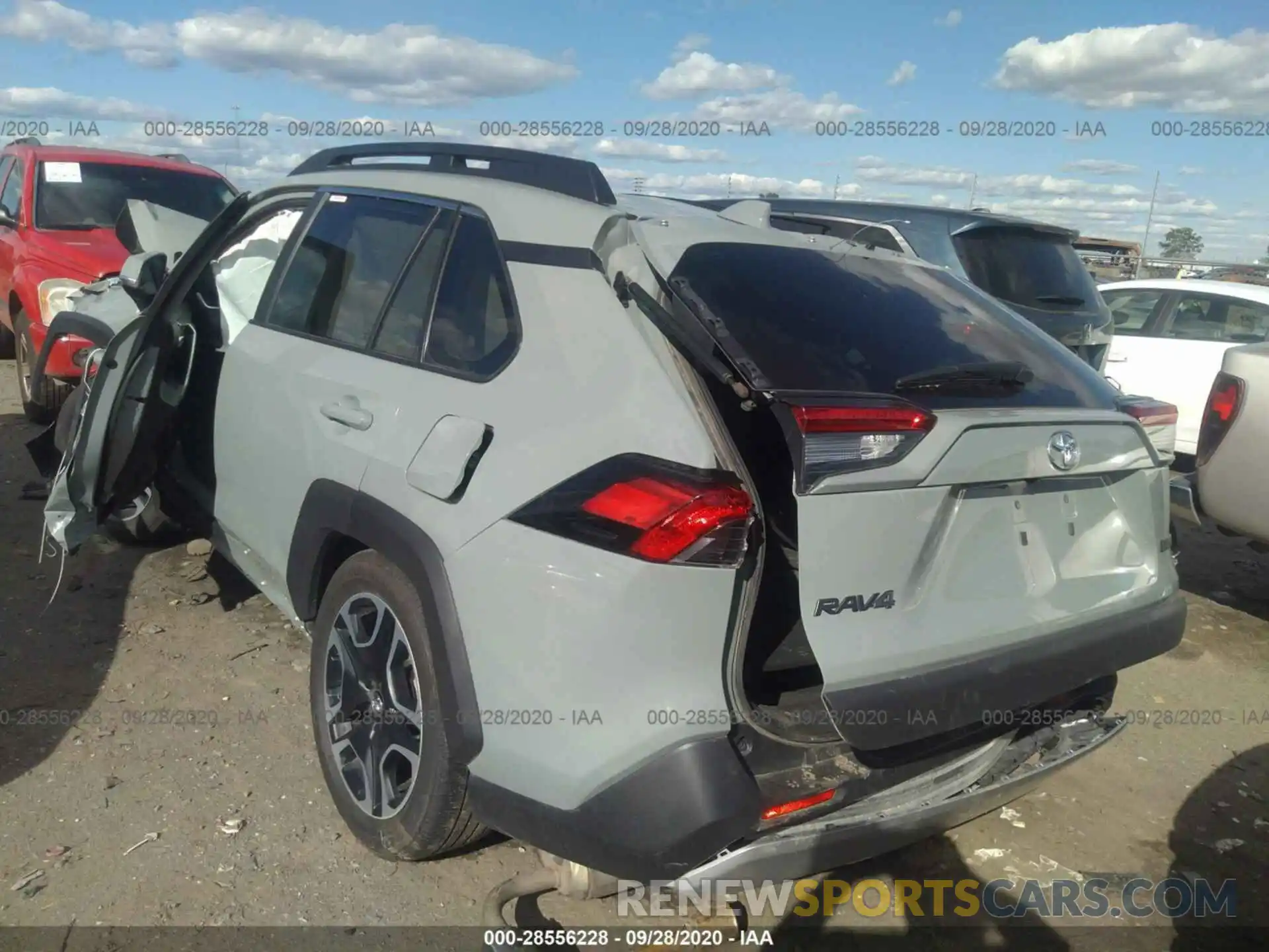 3 Photograph of a damaged car 2T3J1RFV8LC089763 TOYOTA RAV4 2020