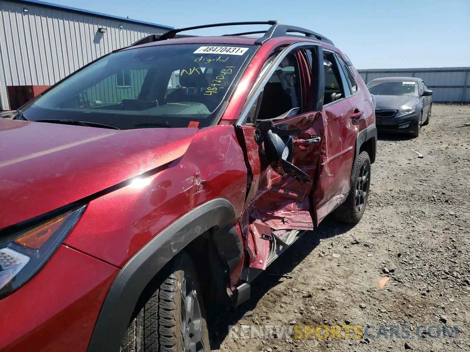 9 Photograph of a damaged car 2T3J1RFV8LC090105 TOYOTA RAV4 2020