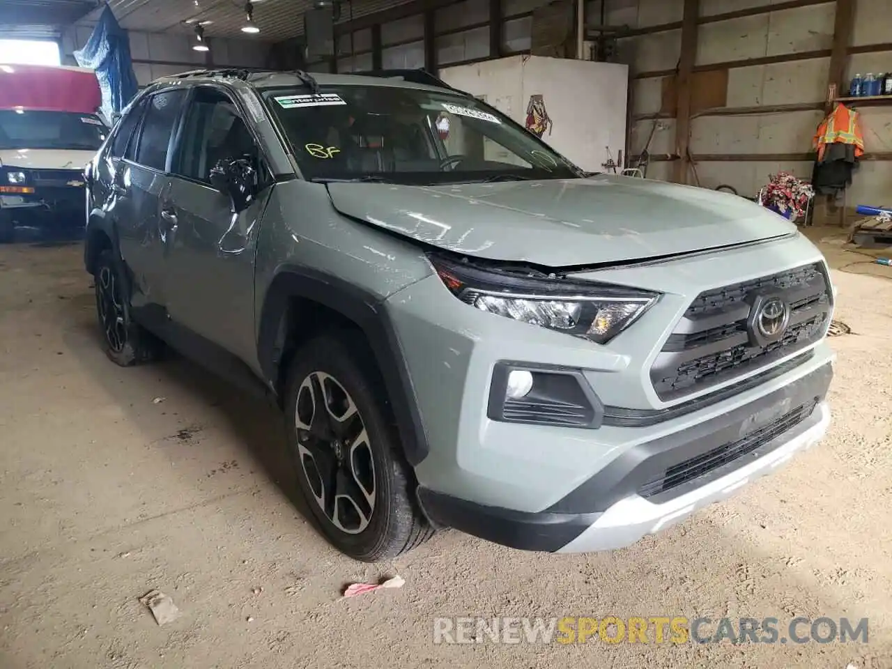 1 Photograph of a damaged car 2T3J1RFV8LC102043 TOYOTA RAV4 2020