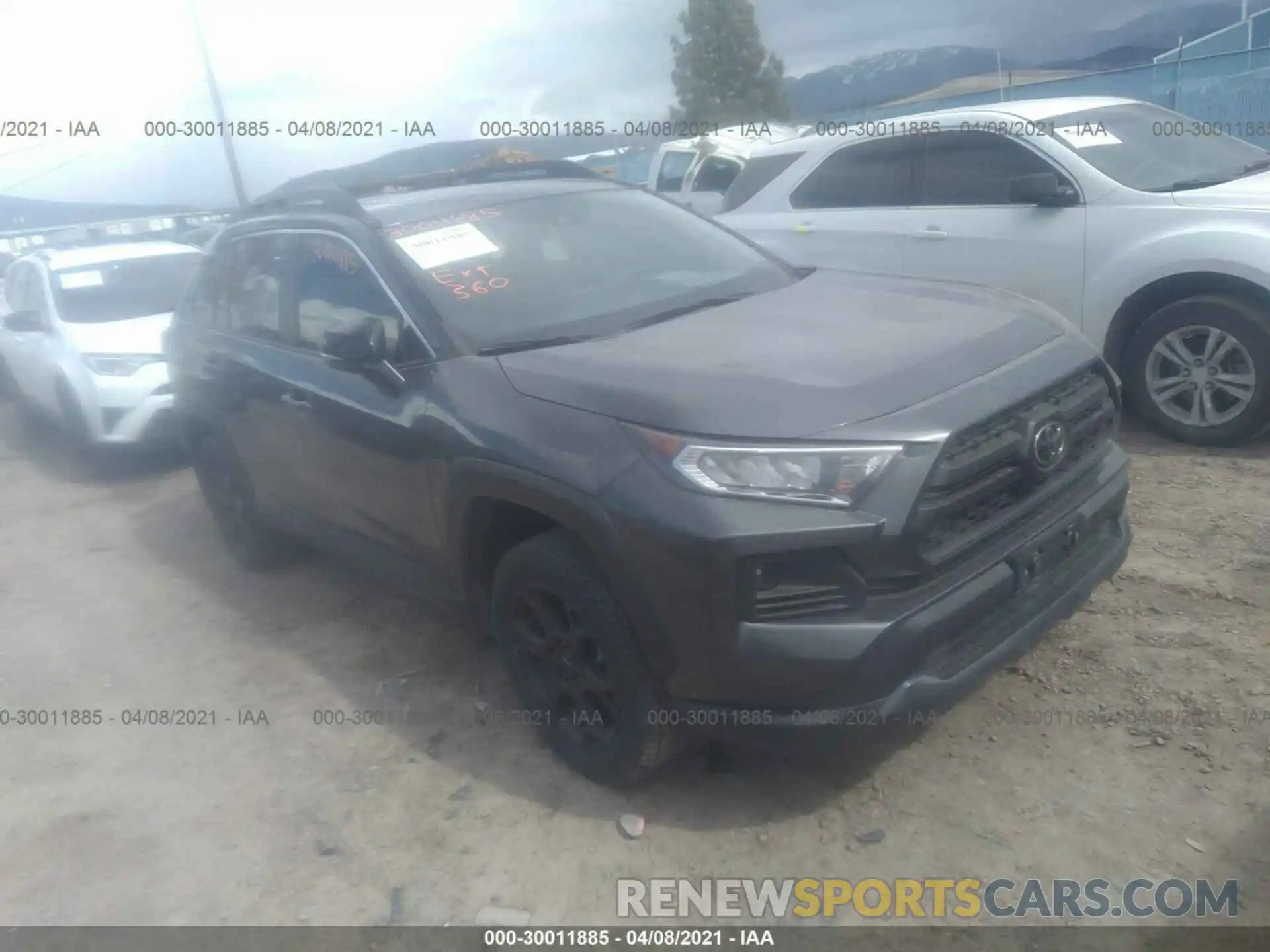 1 Фотография поврежденного автомобиля 2T3J1RFV9LC061812 TOYOTA RAV4 2020