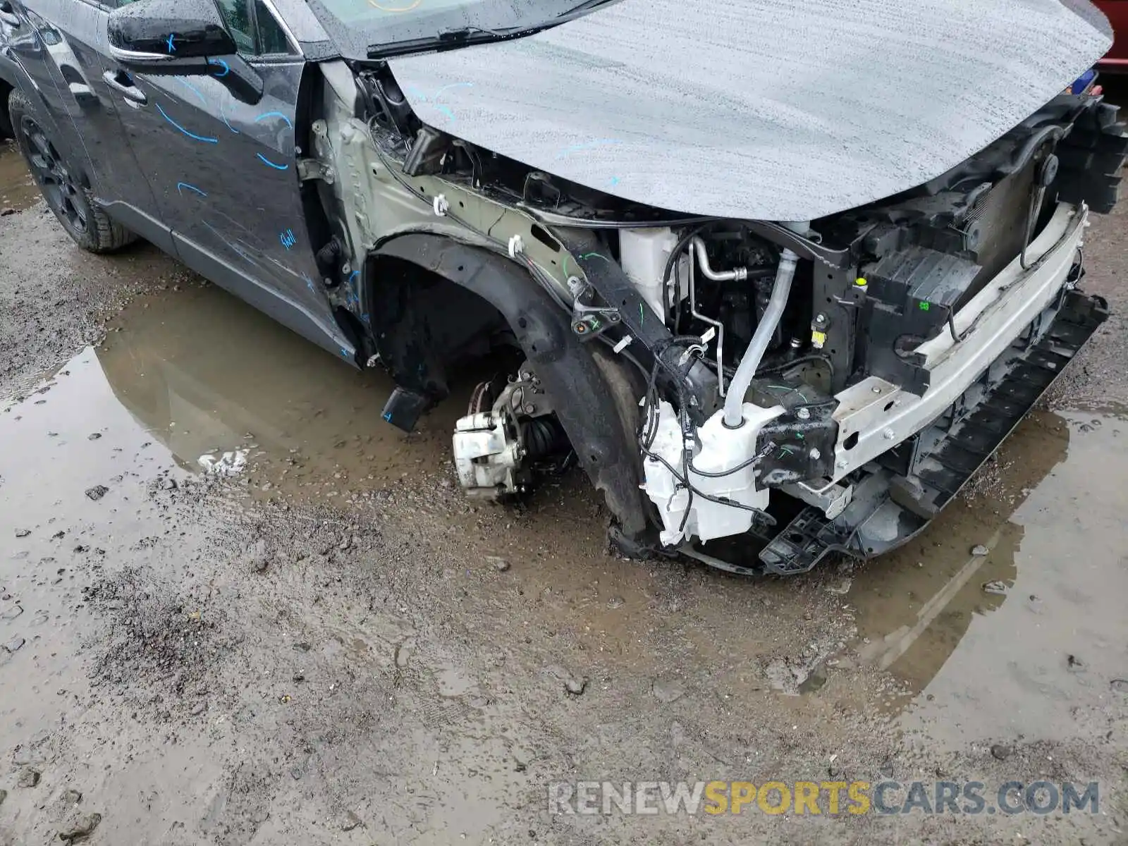 9 Photograph of a damaged car 2T3J1RFV9LC082823 TOYOTA RAV4 2020