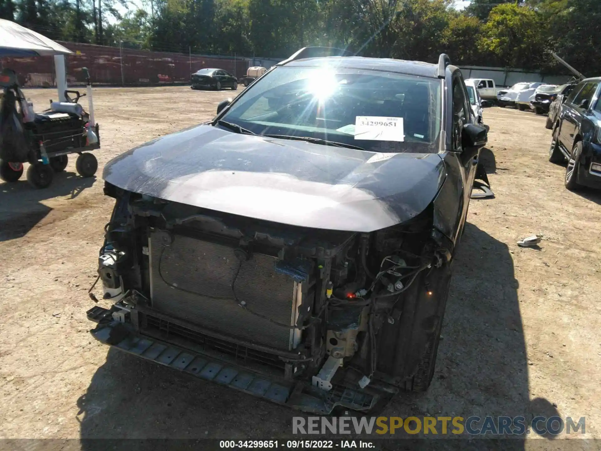 6 Photograph of a damaged car 2T3J1RFV9LC093949 TOYOTA RAV4 2020