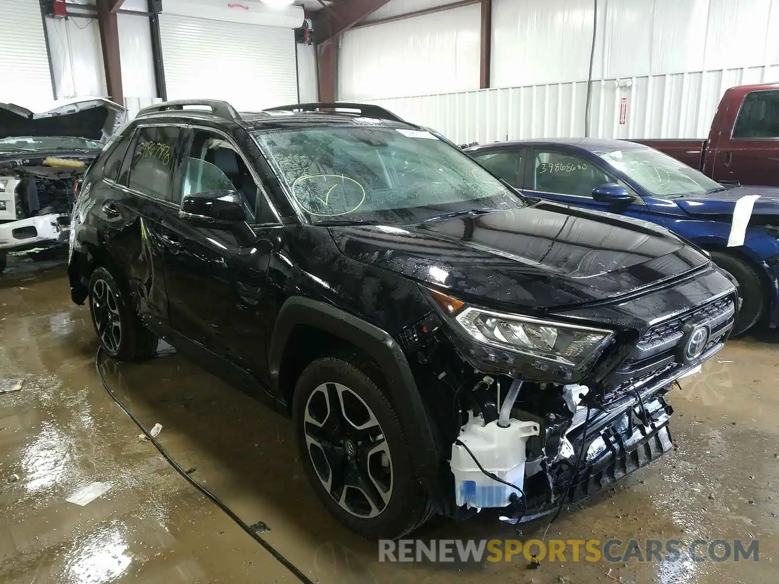 1 Photograph of a damaged car 2T3J1RFV9LC095278 TOYOTA RAV4 2020