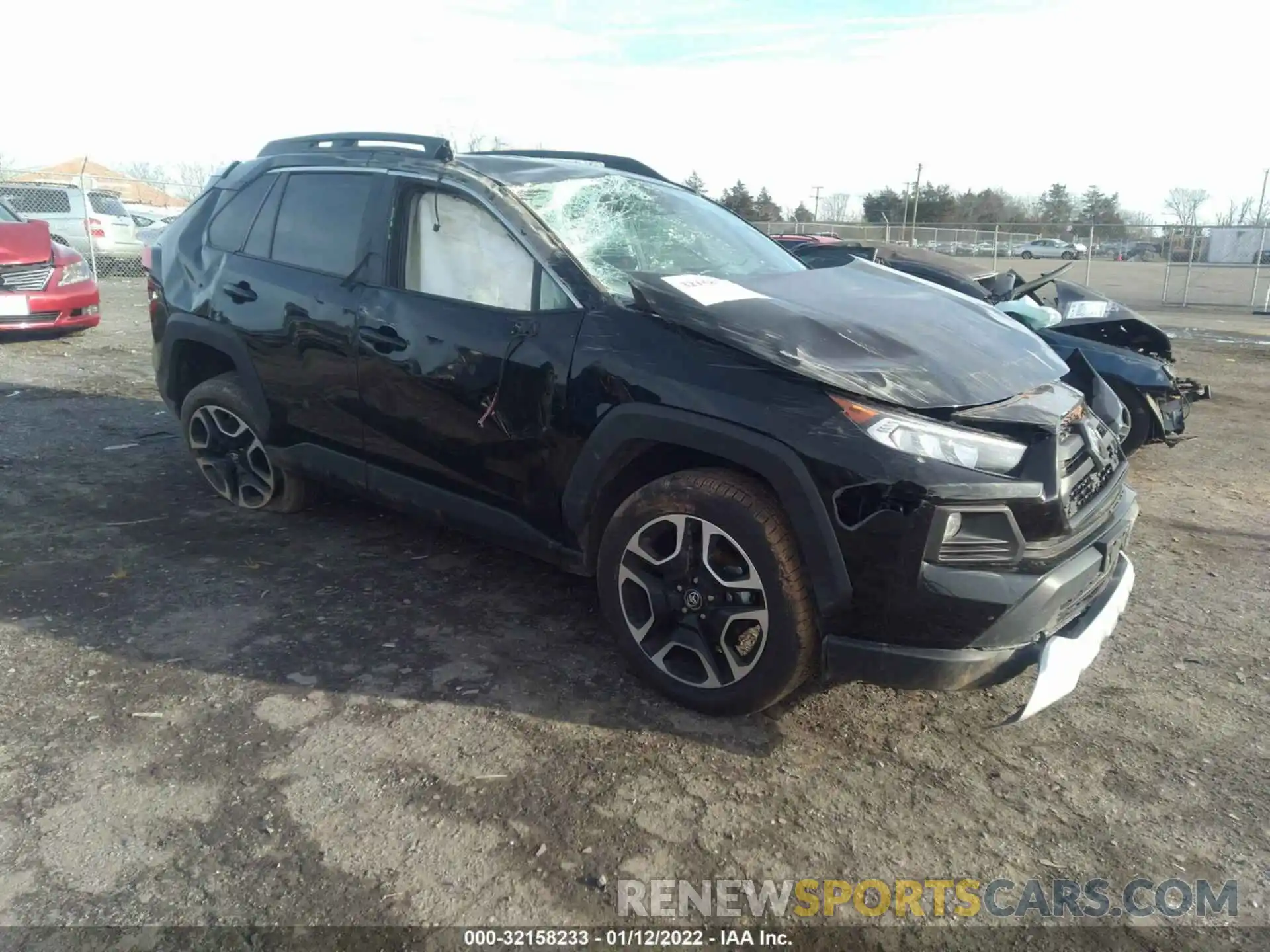 1 Photograph of a damaged car 2T3J1RFVXLC088744 TOYOTA RAV4 2020