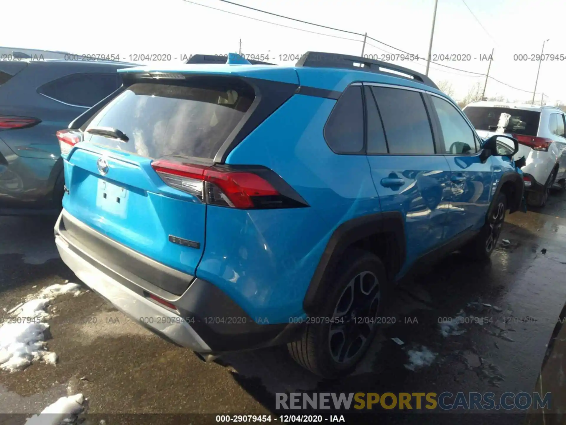 4 Фотография поврежденного автомобиля 2T3J1RFVXLC089649 TOYOTA RAV4 2020