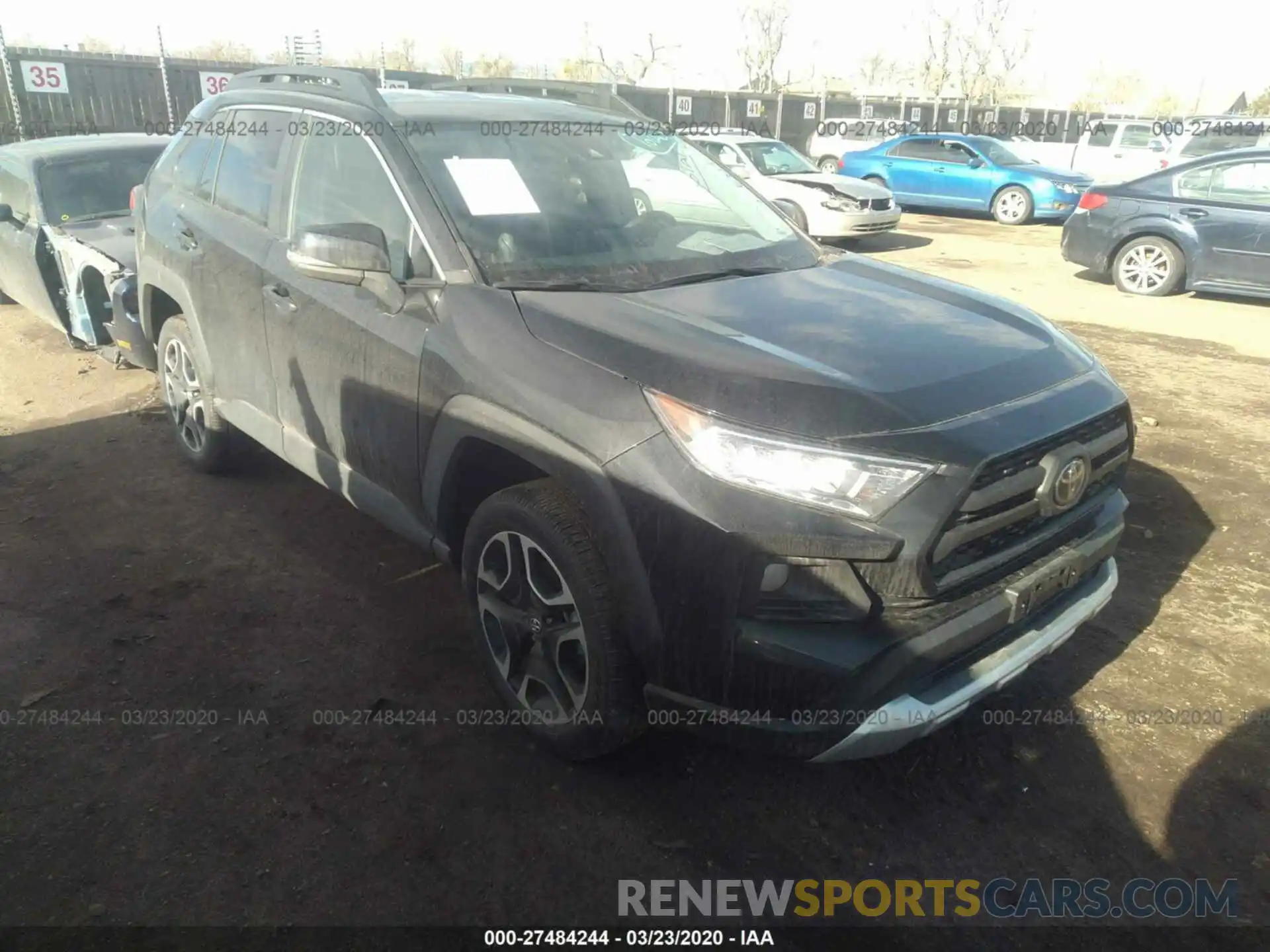 1 Photograph of a damaged car 2T3J1RFVXLC099467 TOYOTA RAV4 2020