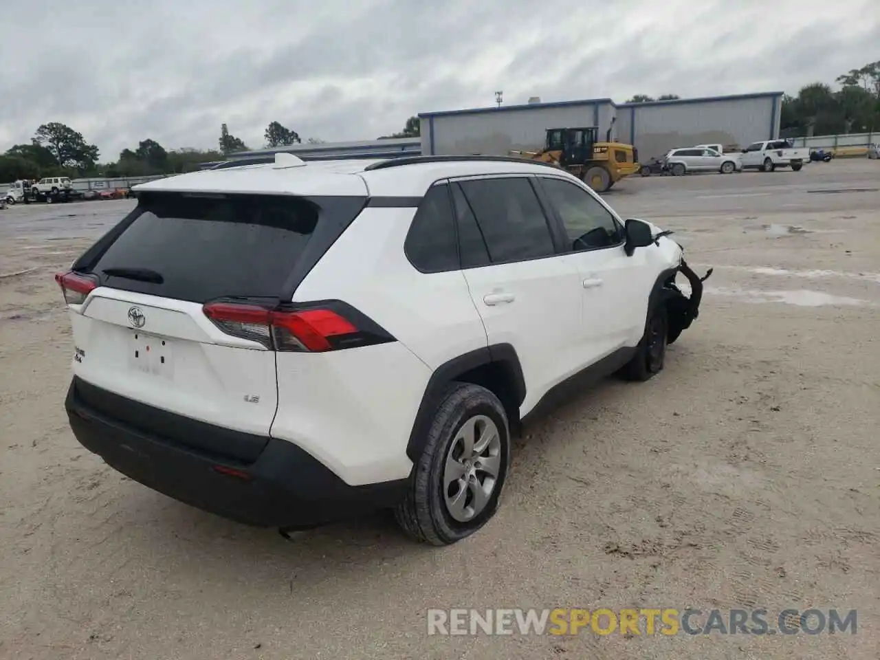 4 Photograph of a damaged car 2T3K1RFV0LC058074 TOYOTA RAV4 2020