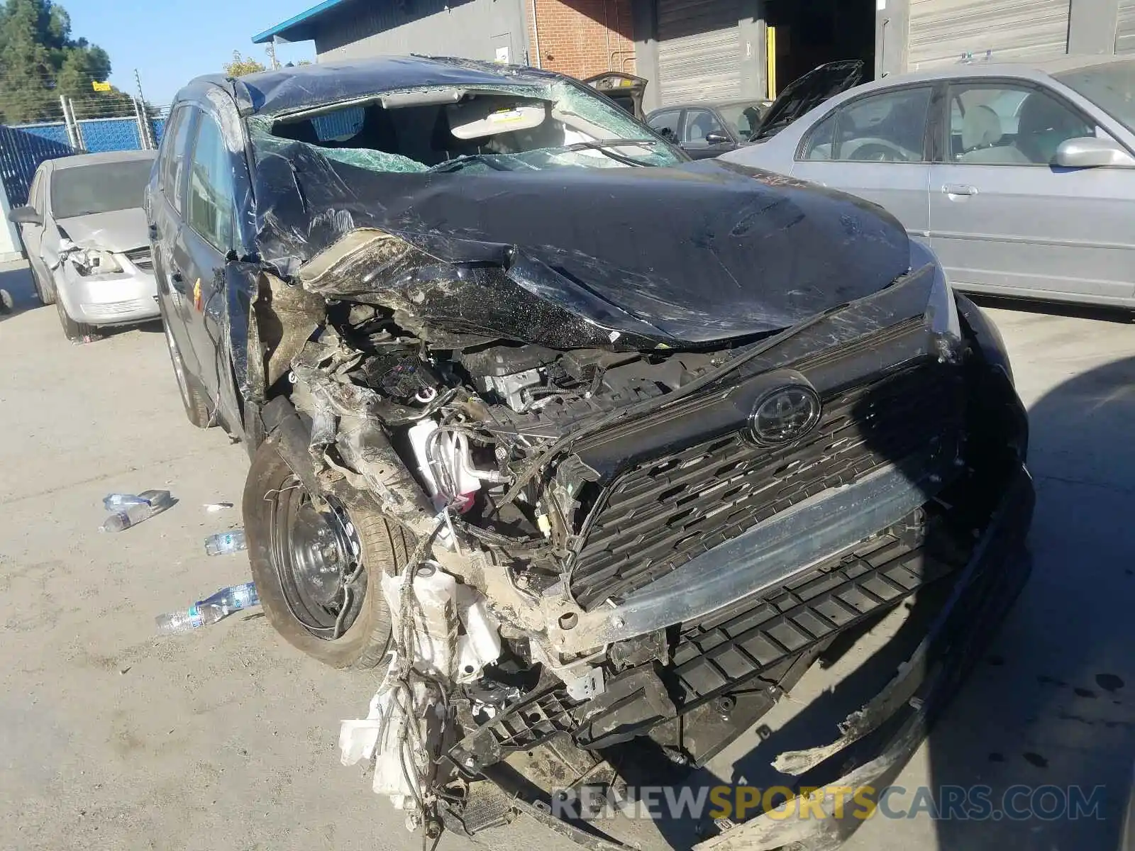 9 Photograph of a damaged car 2T3K1RFV0LW075844 TOYOTA RAV4 2020