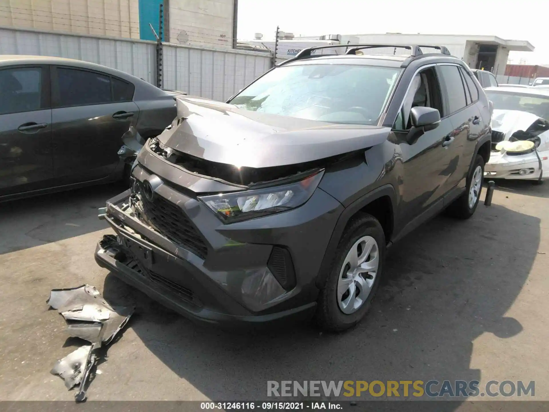 2 Фотография поврежденного автомобиля 2T3K1RFV0LW078632 TOYOTA RAV4 2020