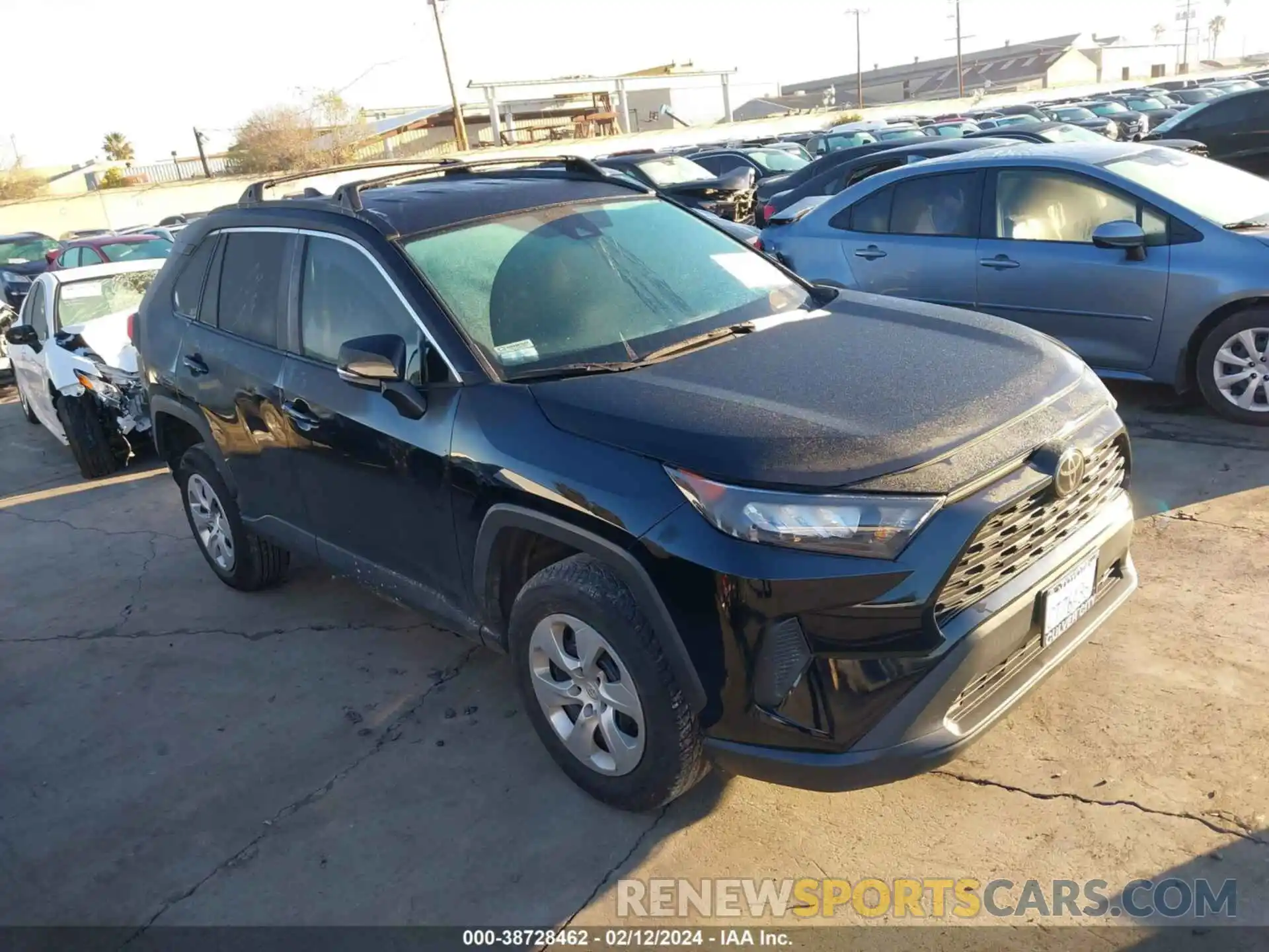 1 Photograph of a damaged car 2T3K1RFV0LW086830 TOYOTA RAV4 2020