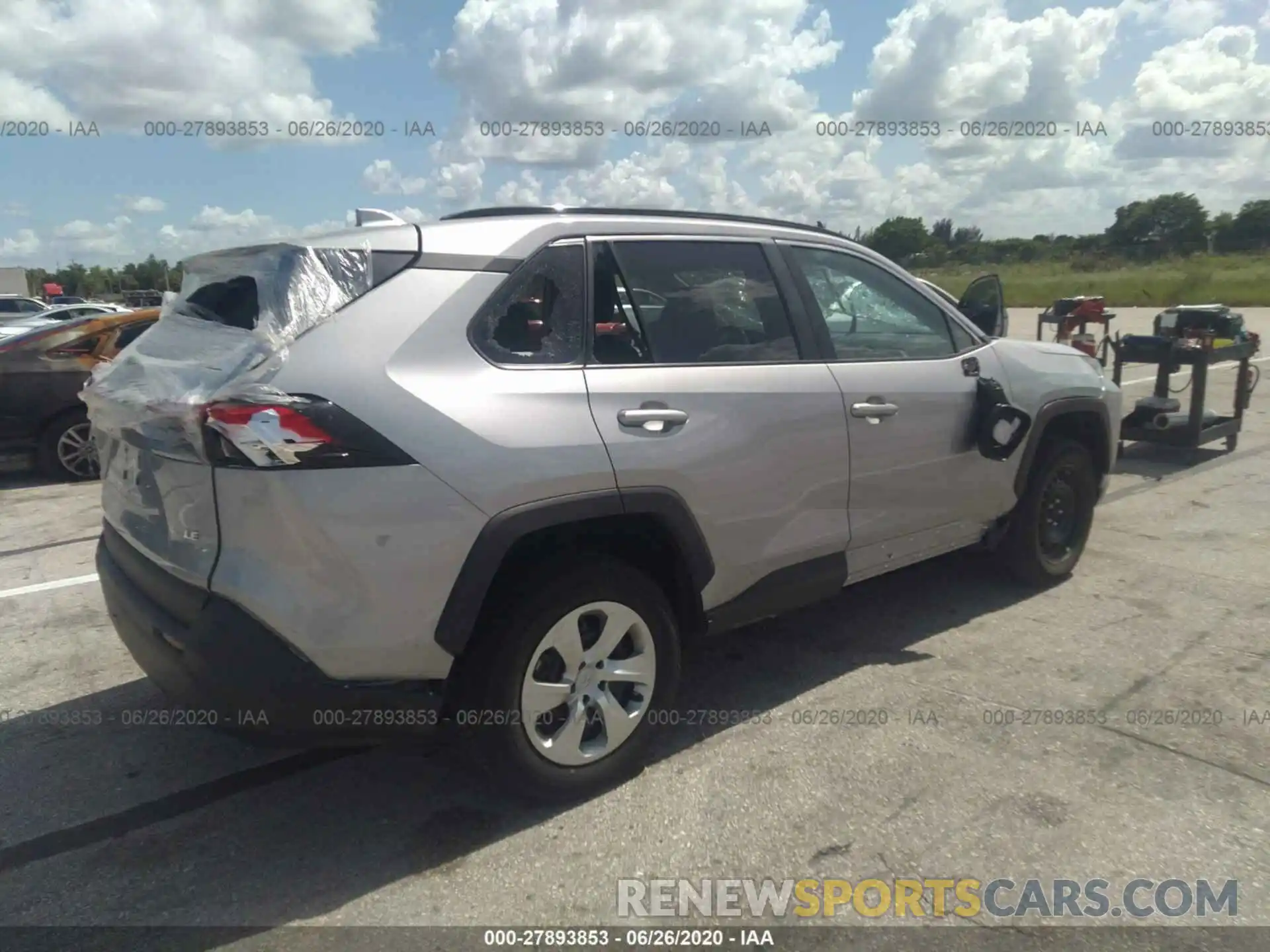 4 Photograph of a damaged car 2T3K1RFV1LC038948 TOYOTA RAV4 2020