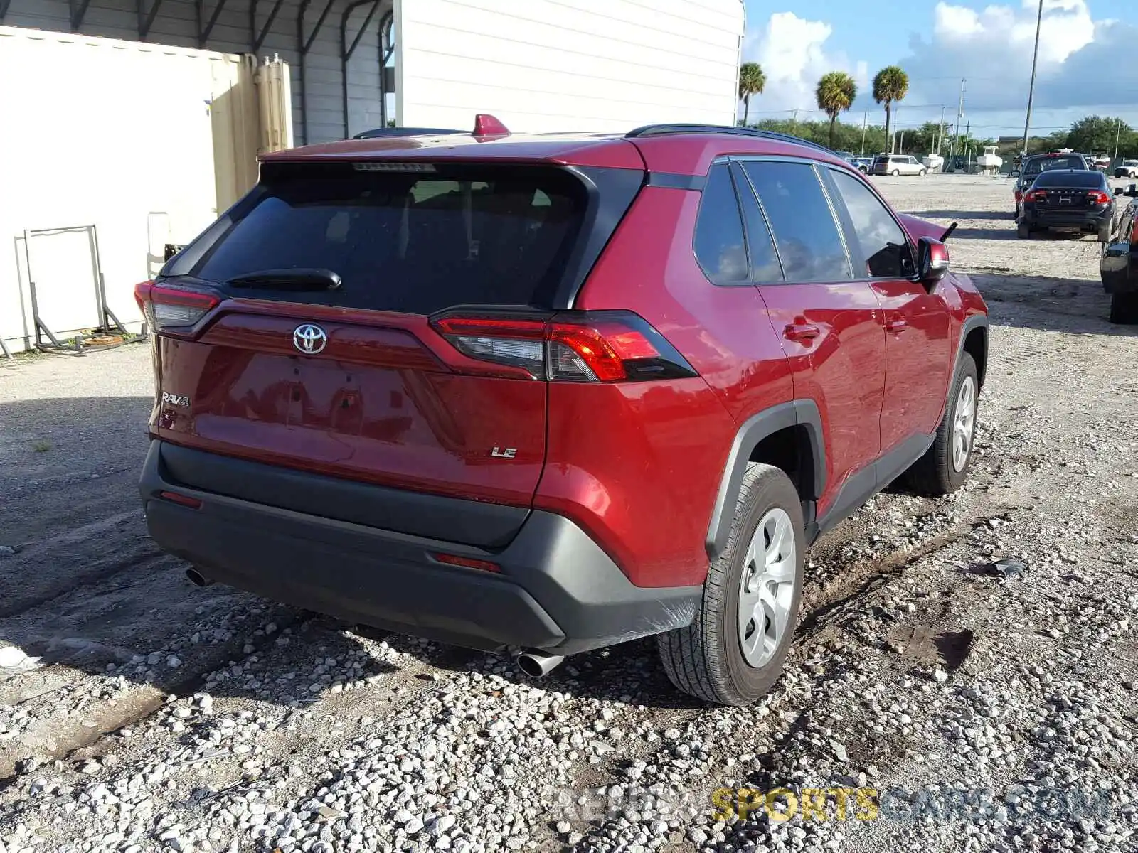 4 Photograph of a damaged car 2T3K1RFV1LC039260 TOYOTA RAV4 2020