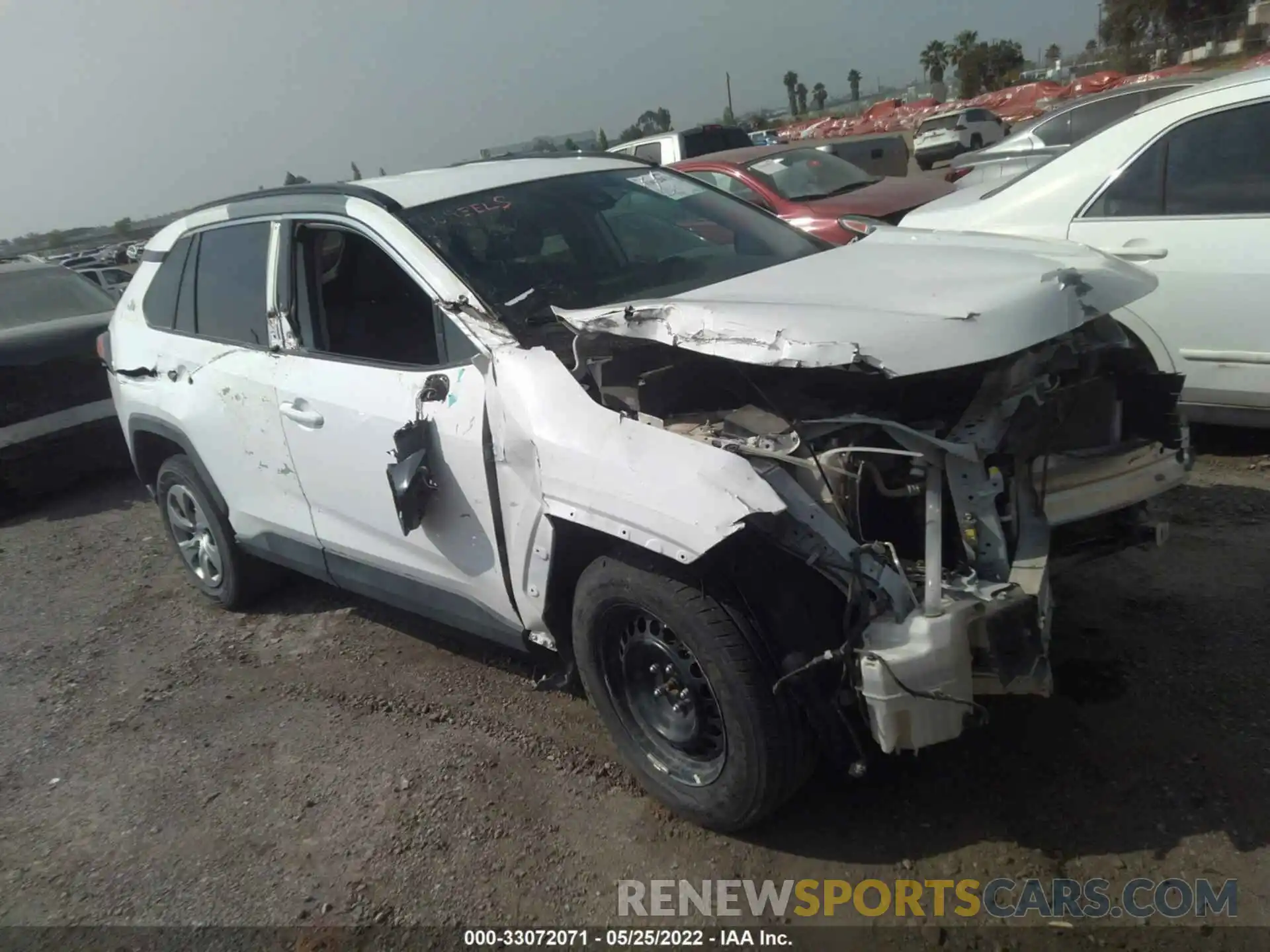 1 Photograph of a damaged car 2T3K1RFV1LW065095 TOYOTA RAV4 2020