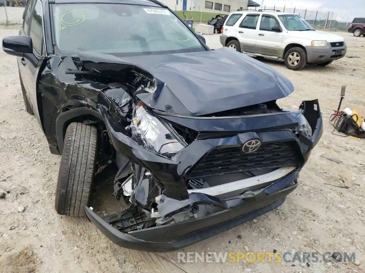 9 Photograph of a damaged car 2T3K1RFV2LW069270 TOYOTA RAV4 2020