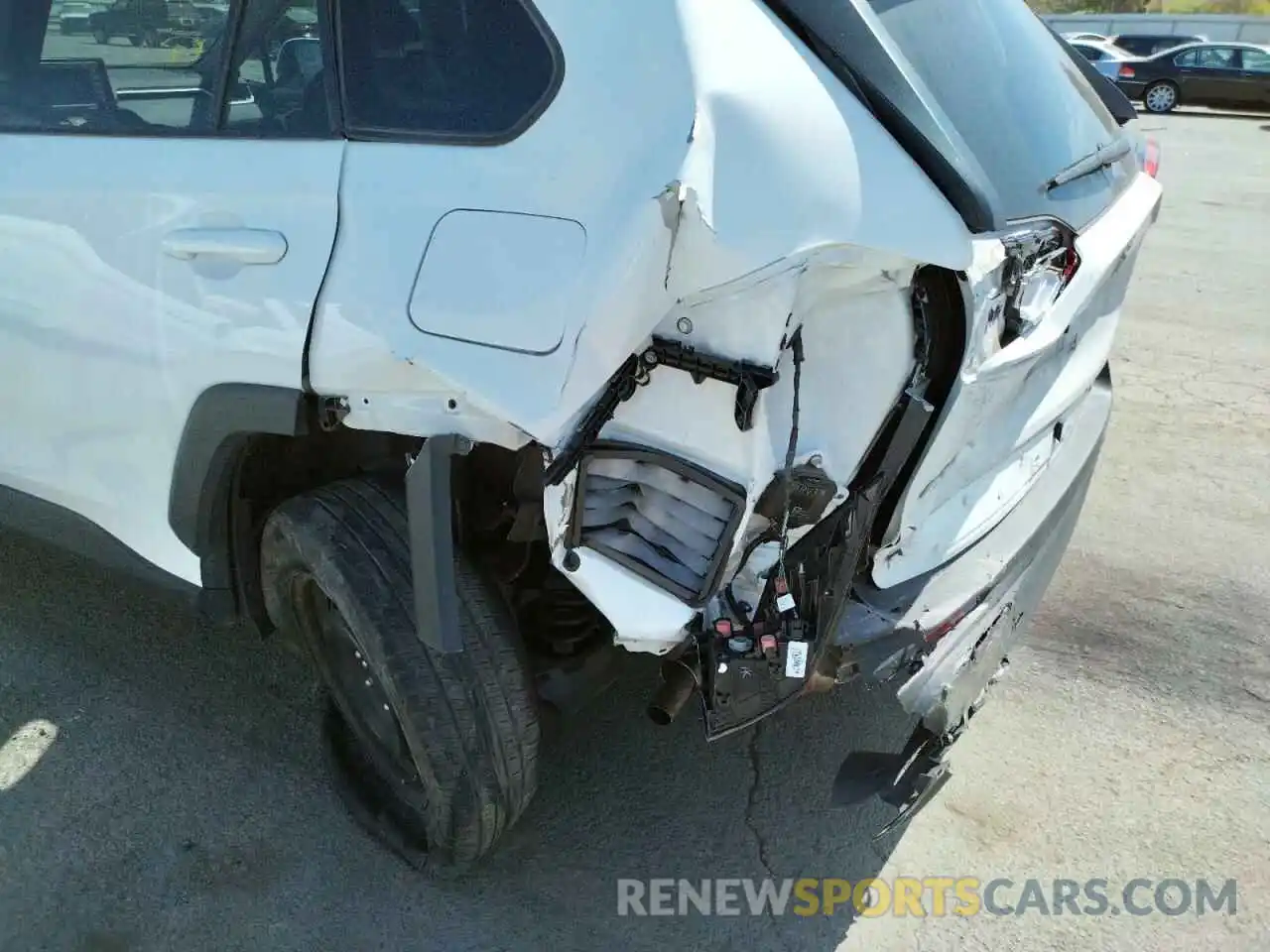 9 Photograph of a damaged car 2T3K1RFV2LW086067 TOYOTA RAV4 2020