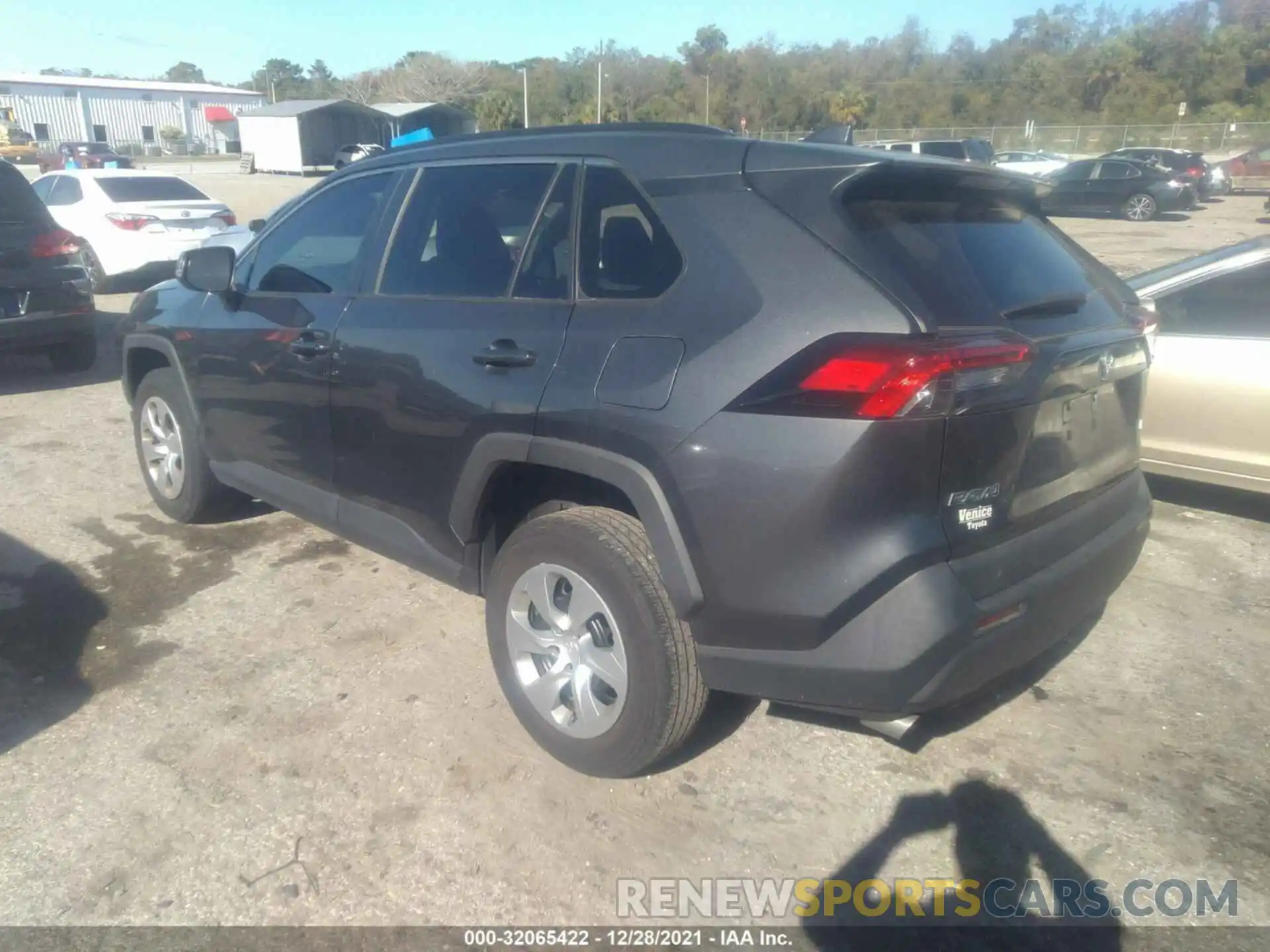 3 Photograph of a damaged car 2T3K1RFV3LC039311 TOYOTA RAV4 2020