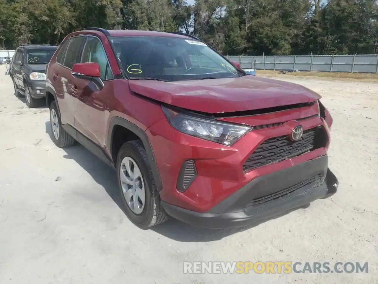 1 Photograph of a damaged car 2T3K1RFV3LC066332 TOYOTA RAV4 2020