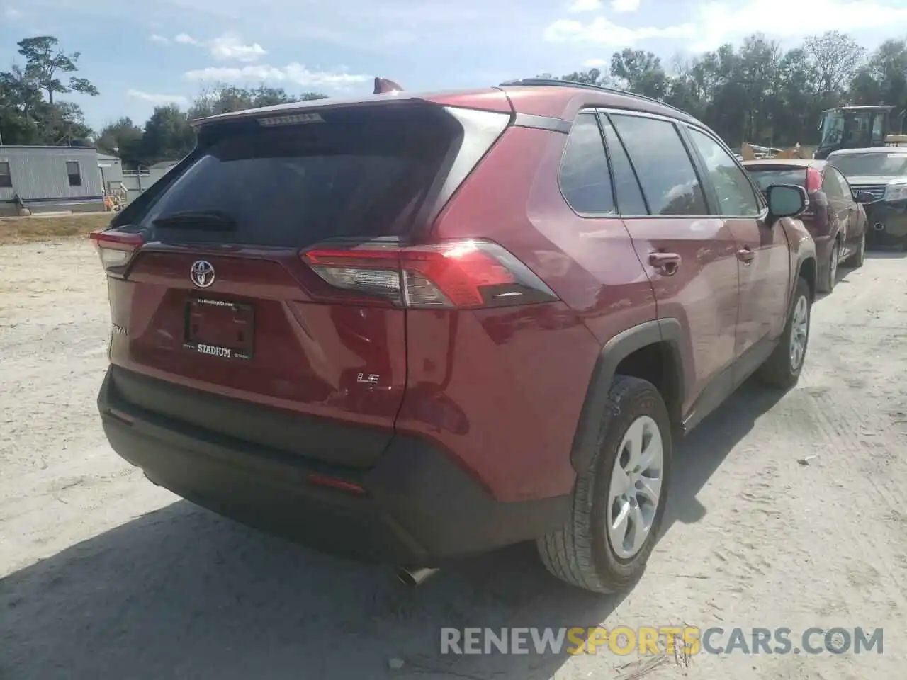 4 Photograph of a damaged car 2T3K1RFV3LC066332 TOYOTA RAV4 2020