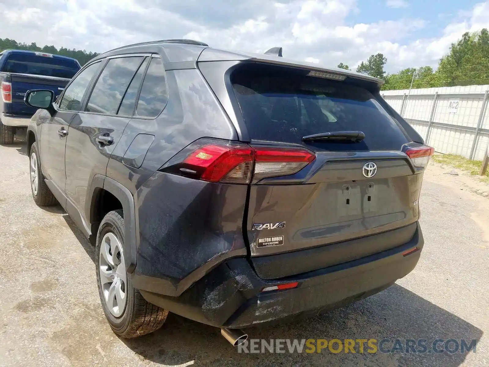 3 Photograph of a damaged car 2T3K1RFV4LC038944 TOYOTA RAV4 2020