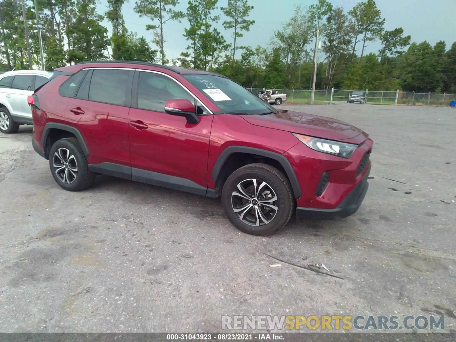 1 Photograph of a damaged car 2T3K1RFV4LC063858 TOYOTA RAV4 2020