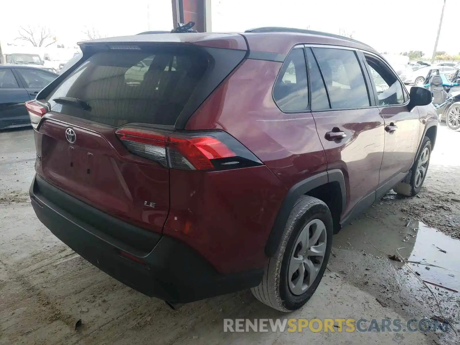 4 Photograph of a damaged car 2T3K1RFV4LW058674 TOYOTA RAV4 2020