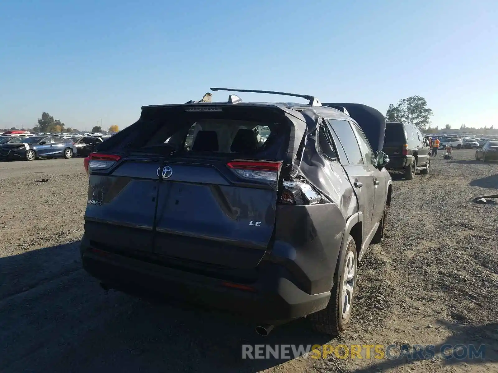 4 Photograph of a damaged car 2T3K1RFV4LW076303 TOYOTA RAV4 2020