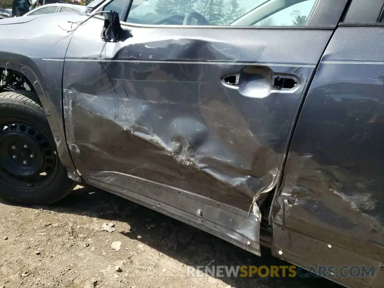 9 Photograph of a damaged car 2T3K1RFV4LW098561 TOYOTA RAV4 2020