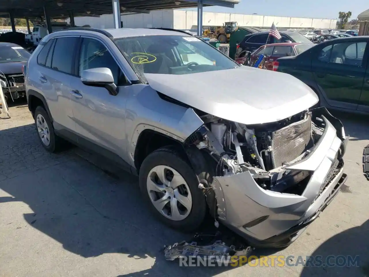 1 Photograph of a damaged car 2T3K1RFV4LW099872 TOYOTA RAV4 2020