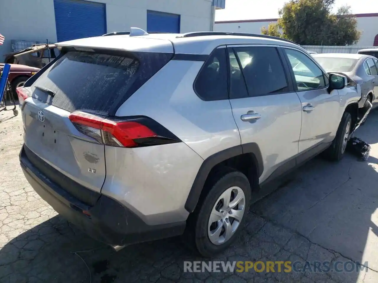 4 Photograph of a damaged car 2T3K1RFV4LW099872 TOYOTA RAV4 2020