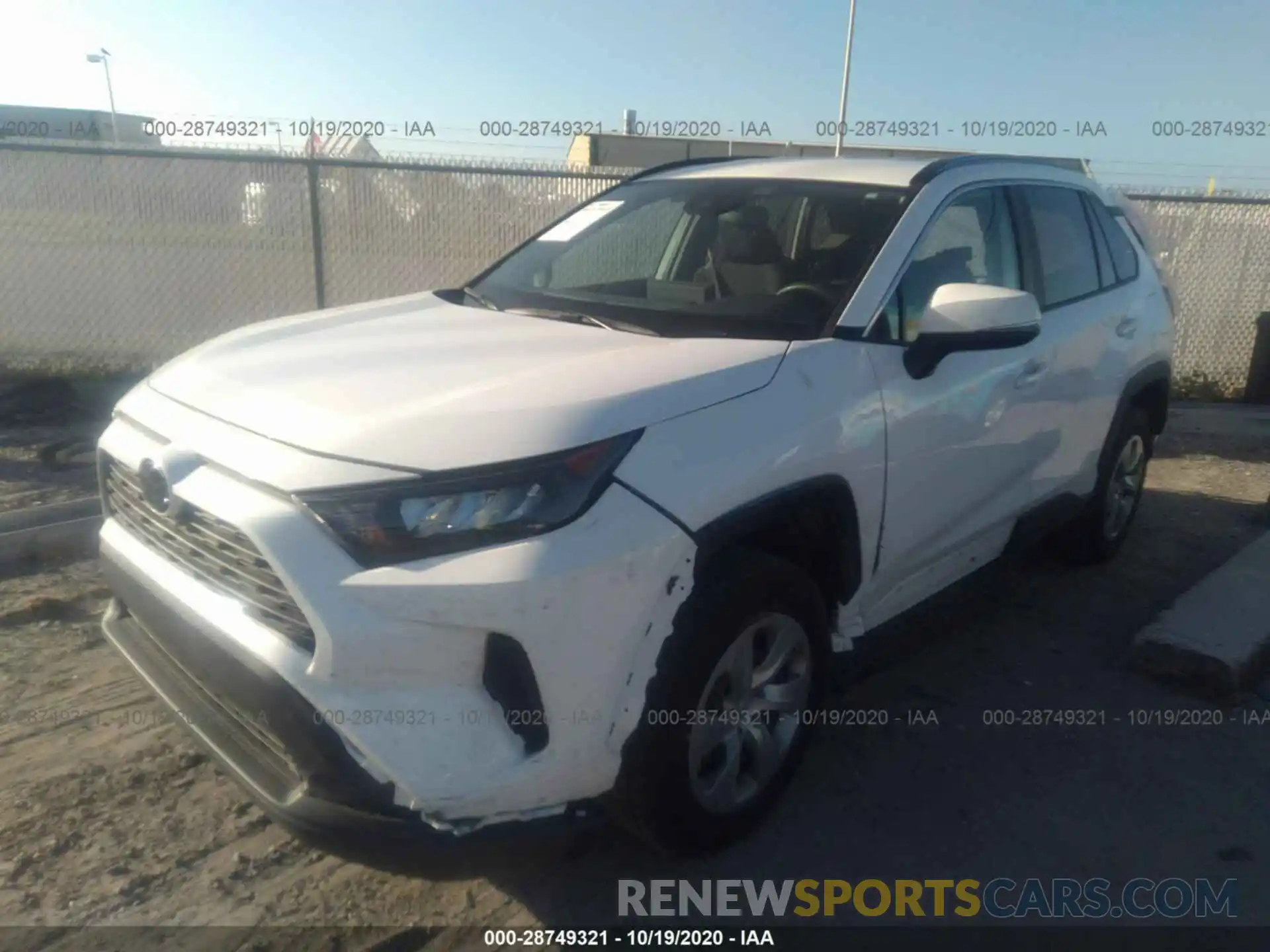 2 Фотография поврежденного автомобиля 2T3K1RFV5LC047619 TOYOTA RAV4 2020