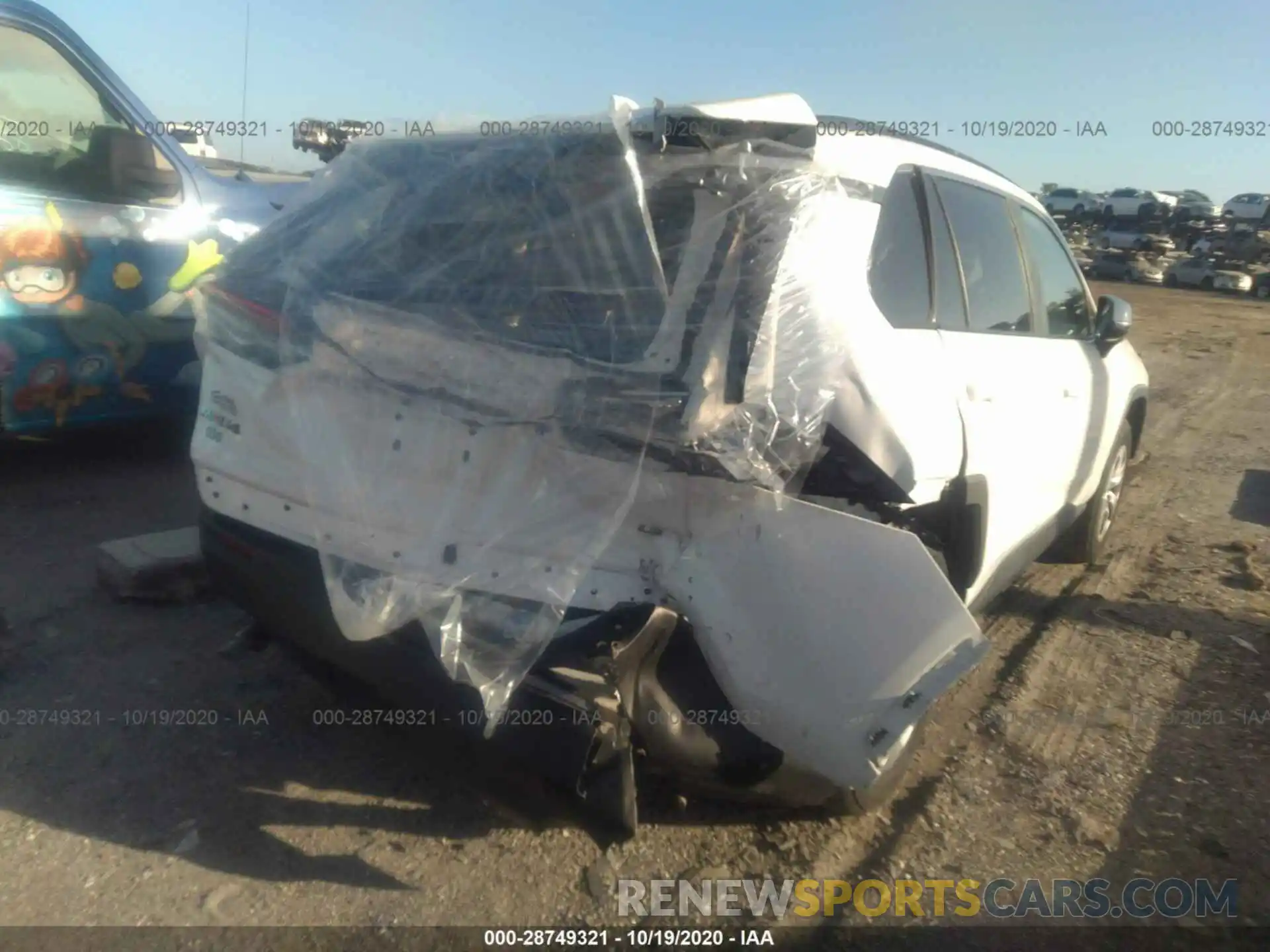4 Фотография поврежденного автомобиля 2T3K1RFV5LC047619 TOYOTA RAV4 2020