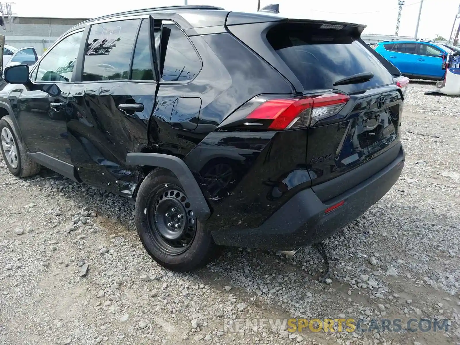 3 Фотография поврежденного автомобиля 2T3K1RFV5LW057632 TOYOTA RAV4 2020