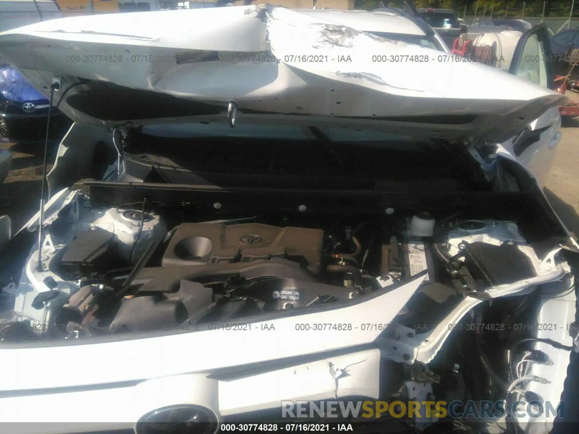 10 Photograph of a damaged car 2T3K1RFV6LW097895 TOYOTA RAV4 2020