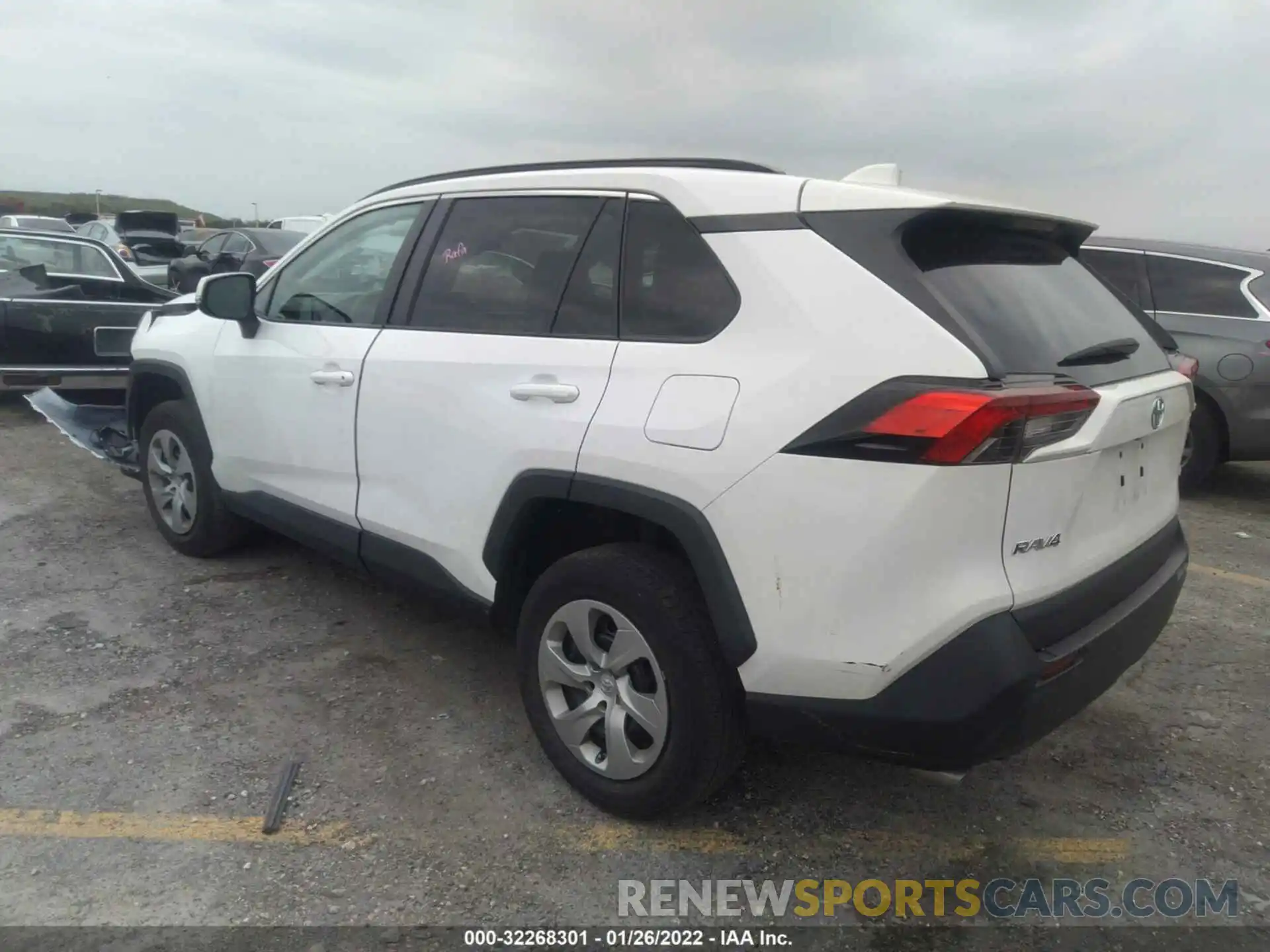 3 Photograph of a damaged car 2T3K1RFV7LC042566 TOYOTA RAV4 2020