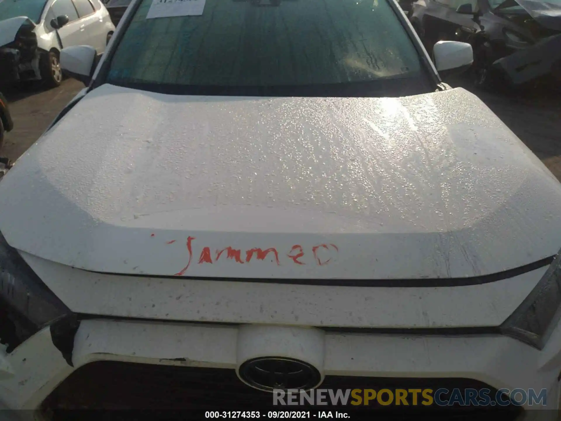 10 Photograph of a damaged car 2T3K1RFV7LW076103 TOYOTA RAV4 2020