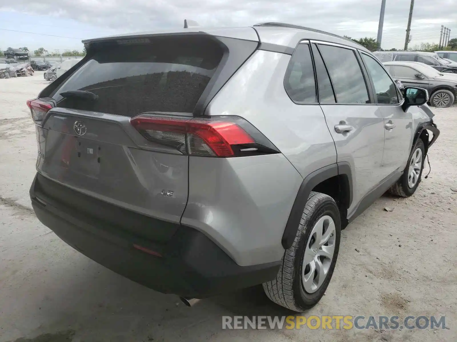 4 Photograph of a damaged car 2T3K1RFV8LC061255 TOYOTA RAV4 2020