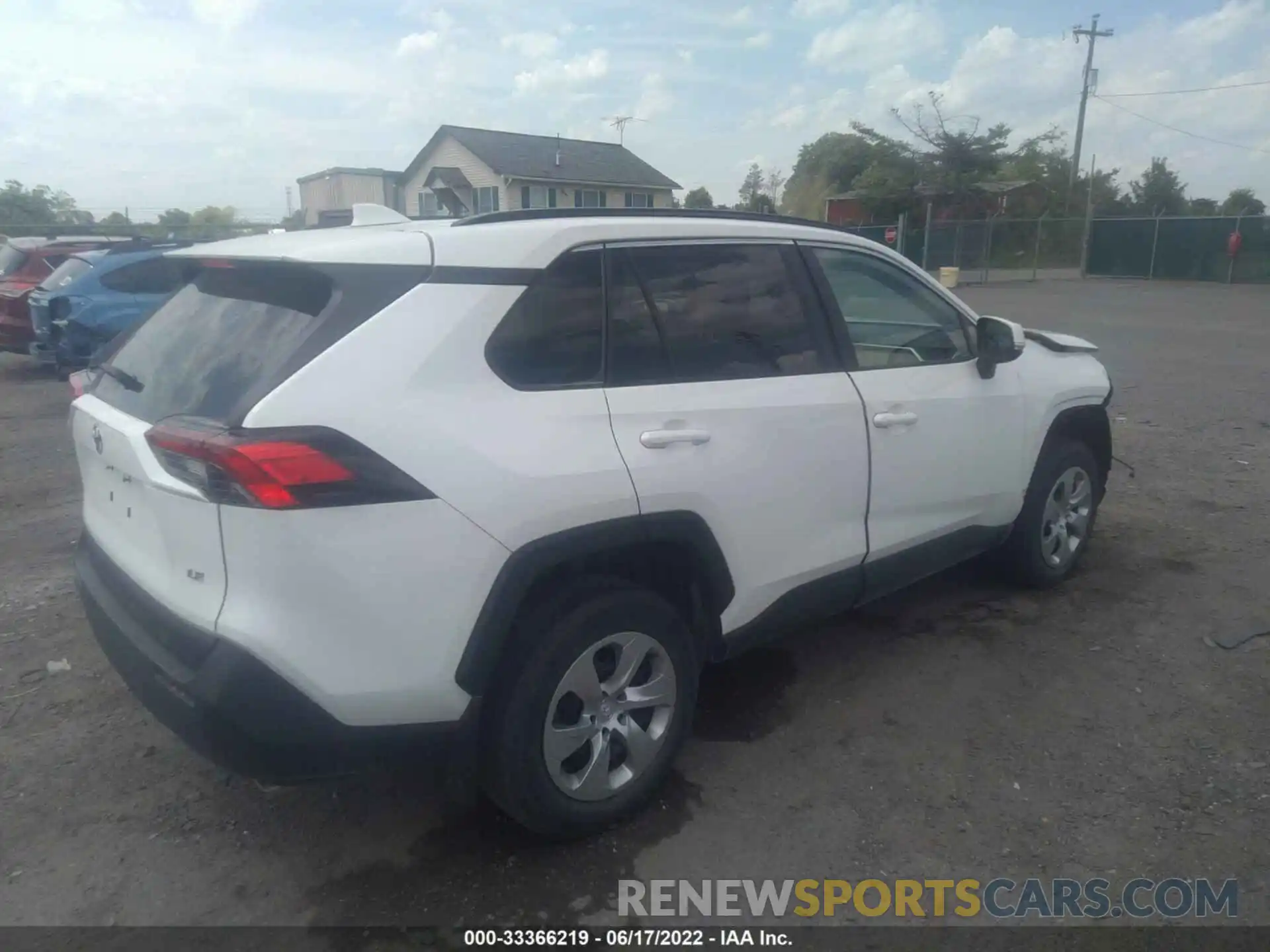 4 Photograph of a damaged car 2T3K1RFV8LW100697 TOYOTA RAV4 2020