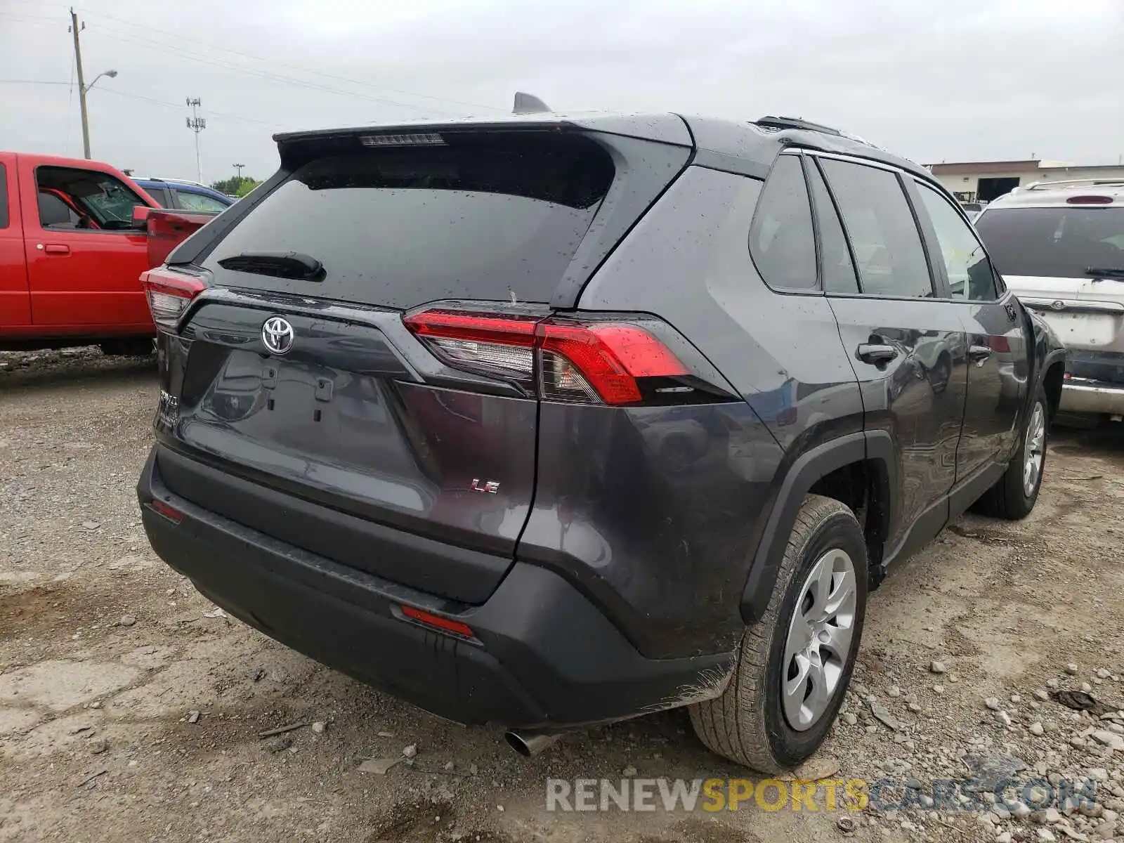 4 Photograph of a damaged car 2T3K1RFV9LC065010 TOYOTA RAV4 2020