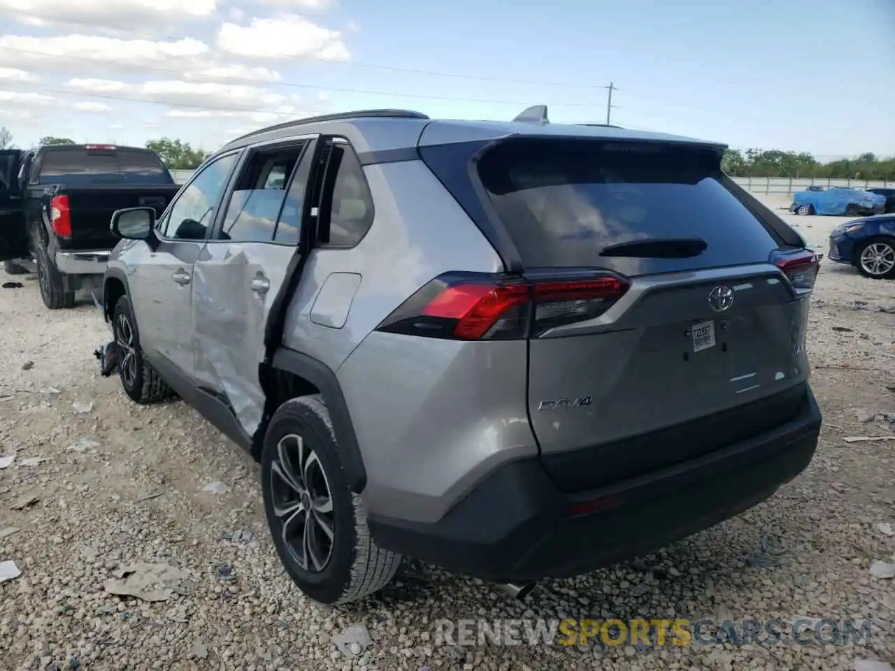 3 Photograph of a damaged car 2T3K1RFV9LC077951 TOYOTA RAV4 2020