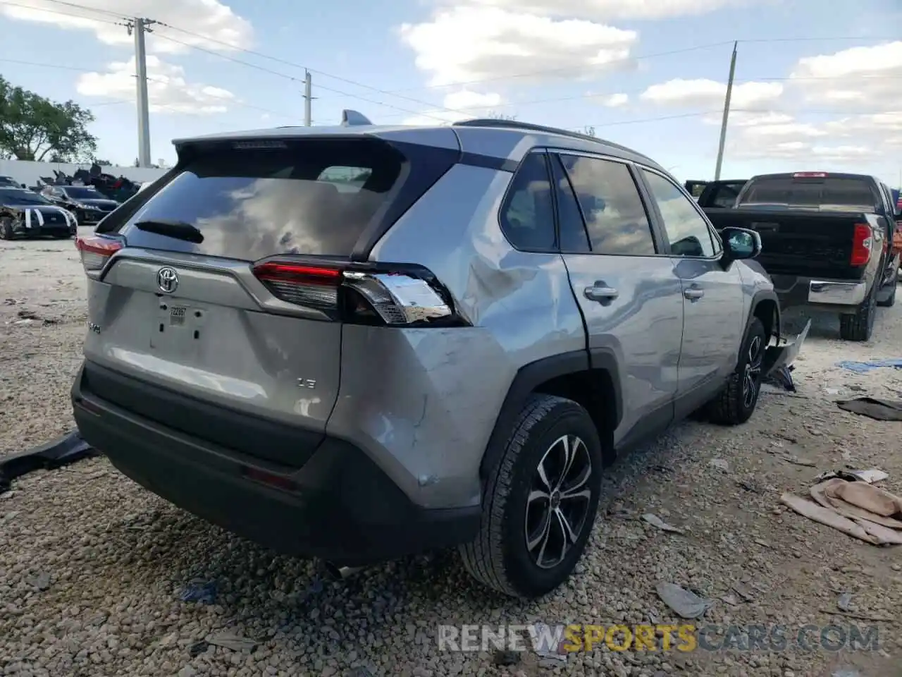 4 Photograph of a damaged car 2T3K1RFV9LC077951 TOYOTA RAV4 2020