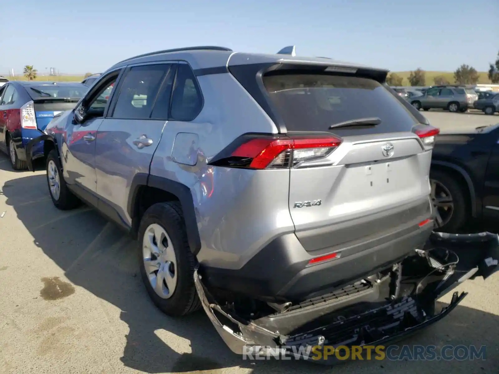 3 Photograph of a damaged car 2T3K1RFVXLW064883 TOYOTA RAV4 2020