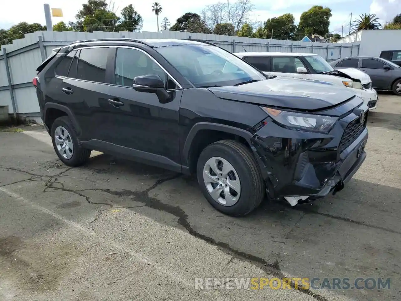 4 Photograph of a damaged car 2T3K1RFVXLW078363 TOYOTA RAV4 2020