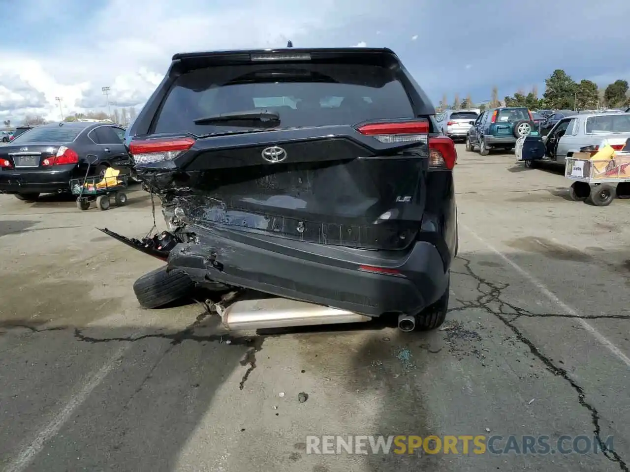 6 Photograph of a damaged car 2T3K1RFVXLW078363 TOYOTA RAV4 2020