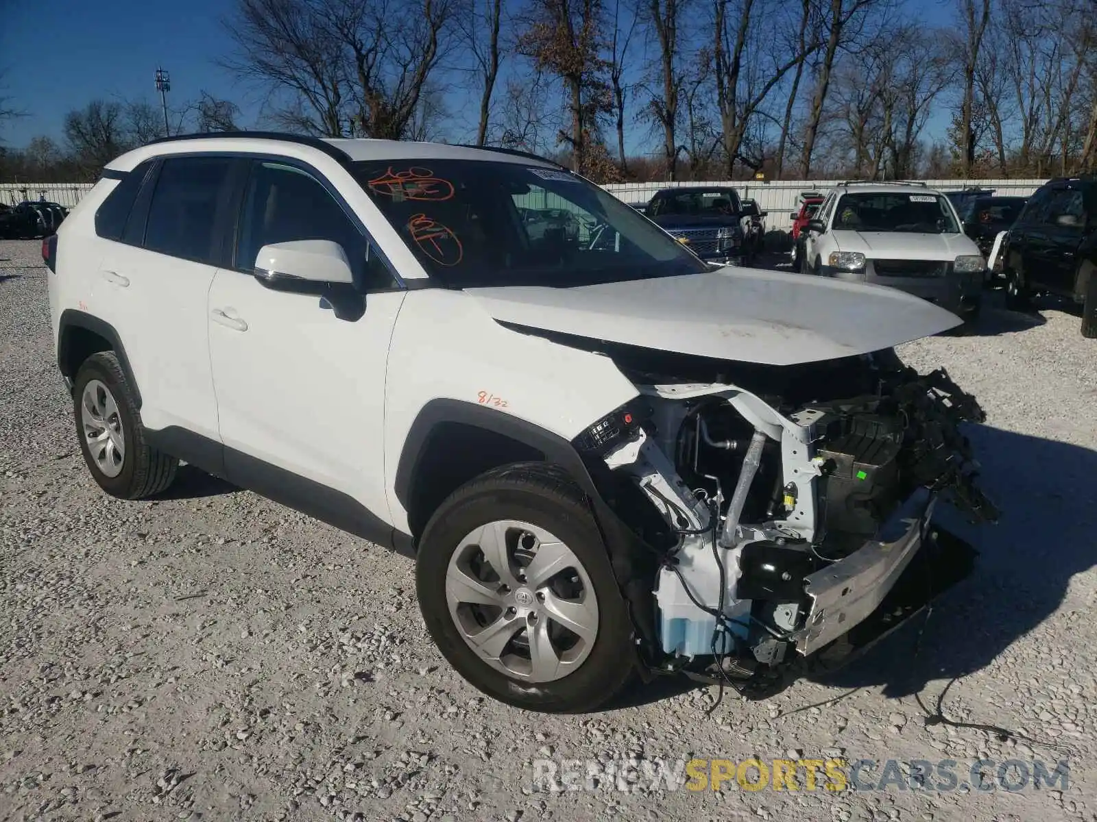 1 Photograph of a damaged car 2T3K1RFVXLW080601 TOYOTA RAV4 2020