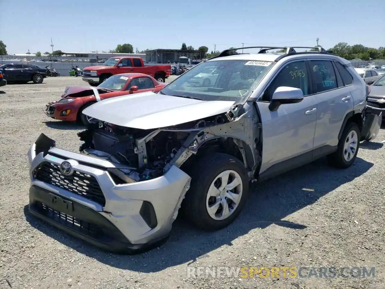 2 Photograph of a damaged car 2T3K1RFVXLW081618 TOYOTA RAV4 2020